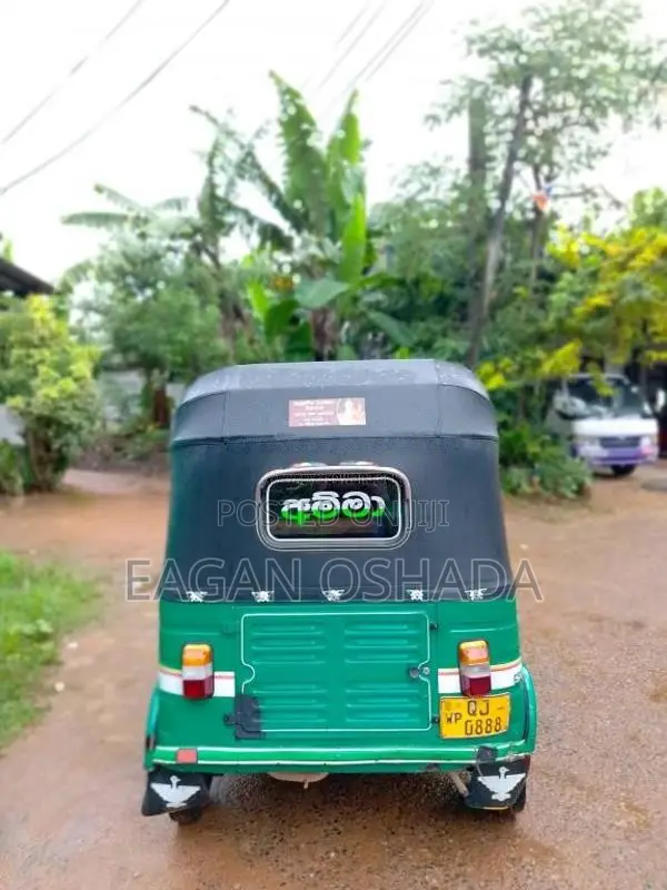 Bajaj 2 stroke 2006 Three Wheel (Used)