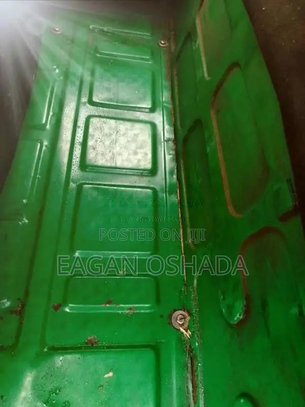 Bajaj 2 stroke 2006 Three Wheel (Used)