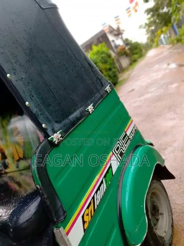 Bajaj 2 stroke 2006 Three Wheel (Used)