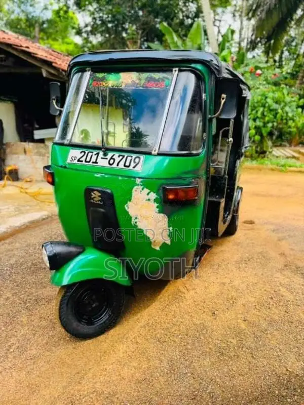 Bajaj 2 Stroke 1988 Three Wheel (Used)