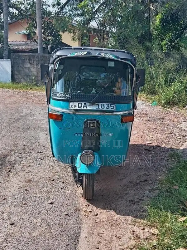 Bajaj 2 stroke 2005 Three Wheel (Used)