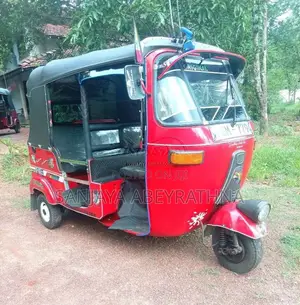 Bajaj 2 Stroke 2004 Three Wheel (Used)