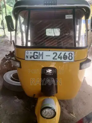 Bajaj 2 Stroke 2002 Three Wheel (Used)