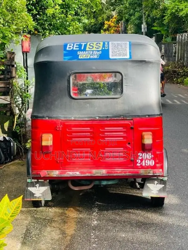 Bajaj 2 Stroke 1999 Three Wheel (Used)