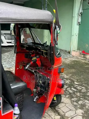 Bajaj 2 stroke 2005 Three Wheel (Used)