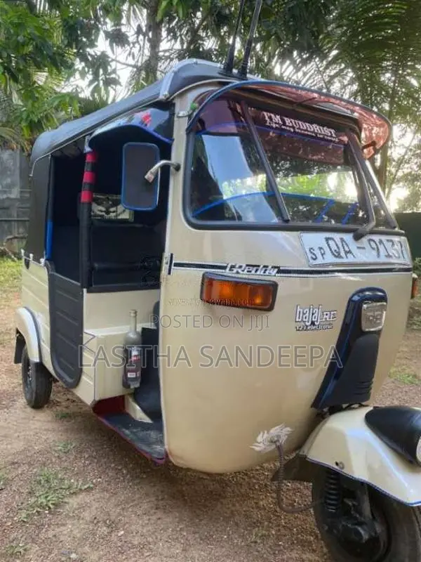 Bajaj 2 Stroke 2005 Three Wheel (Used)