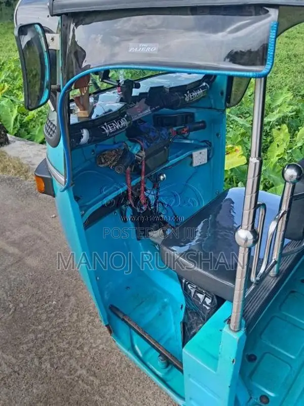 Bajaj 2 stroke 2005 Three Wheel (Used)