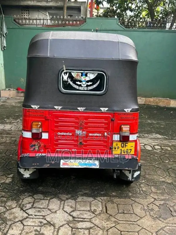Bajaj 2 stroke 2005 Three Wheel (Used)