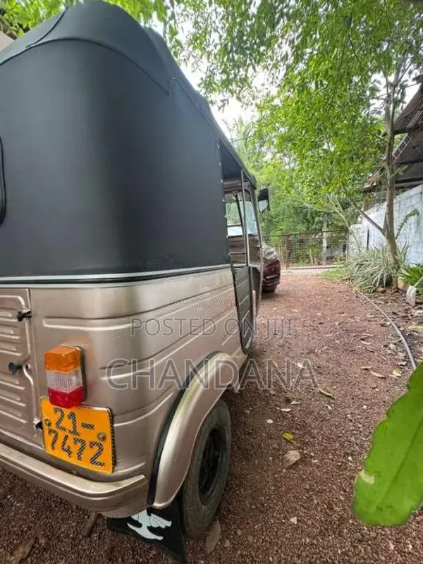Bajaj 2 Stroke 1994 Three Wheel (Used)