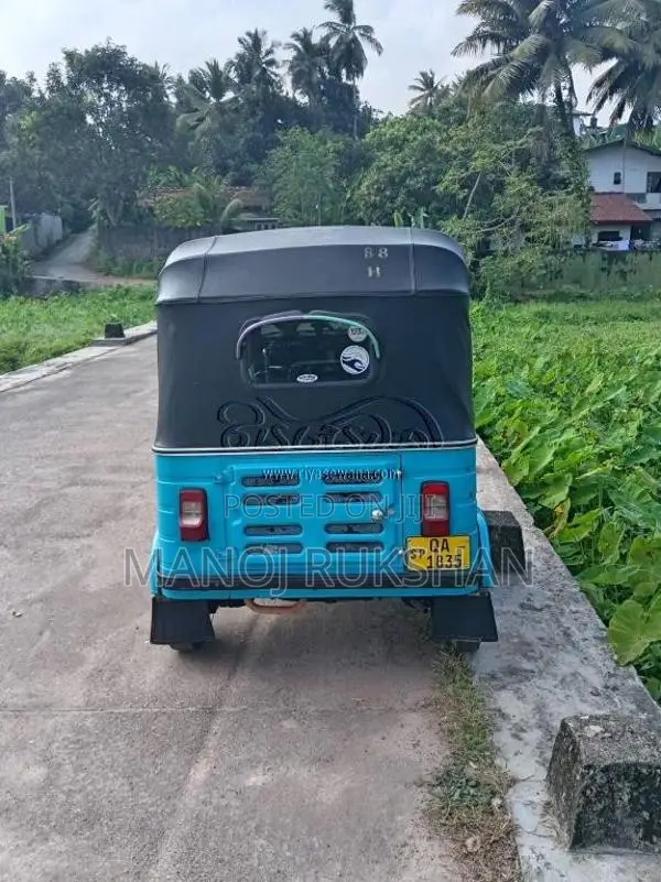 Bajaj 2 stroke 2005 Three Wheel (Used)