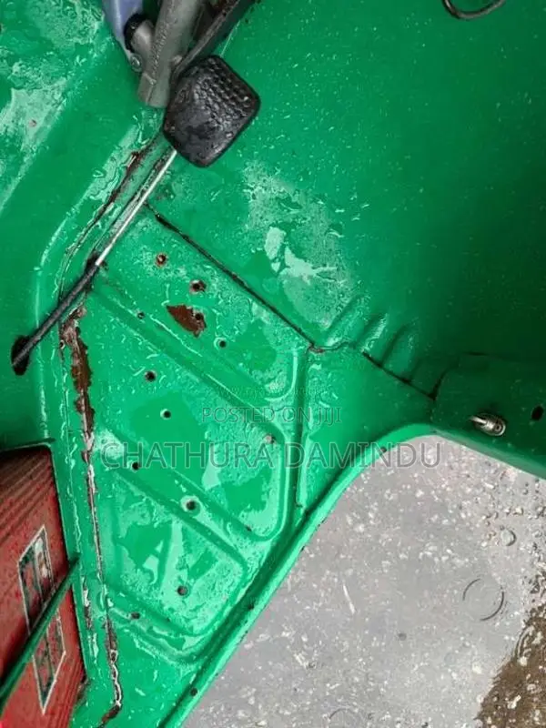 Bajaj 2 Stroke 2006 Three Wheel (Used)