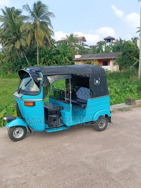 Bajaj 2 stroke 2005 Three Wheel (Used)