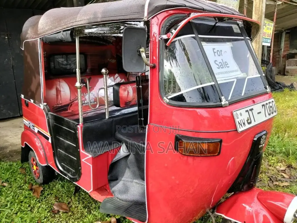 Bajaj RE 2004 Three Wheel (Used)