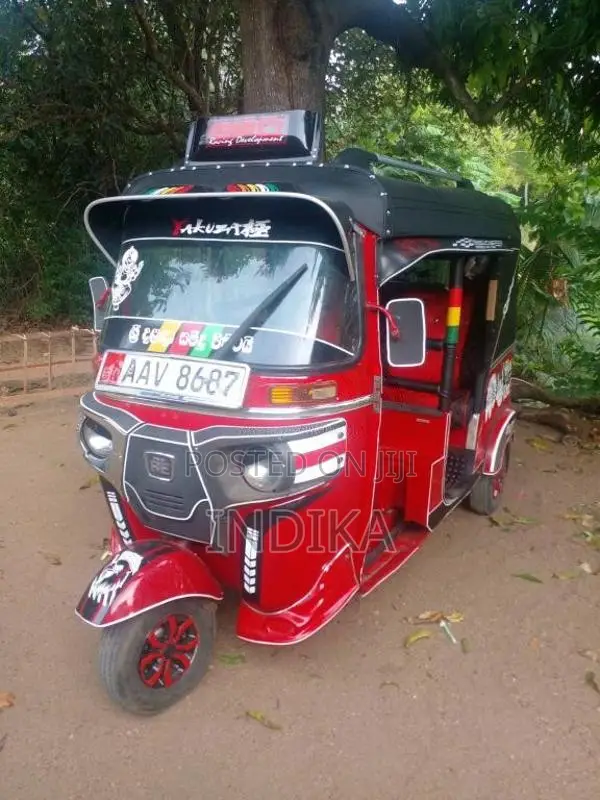Bajaj RE 2015 Three Wheel (Used)