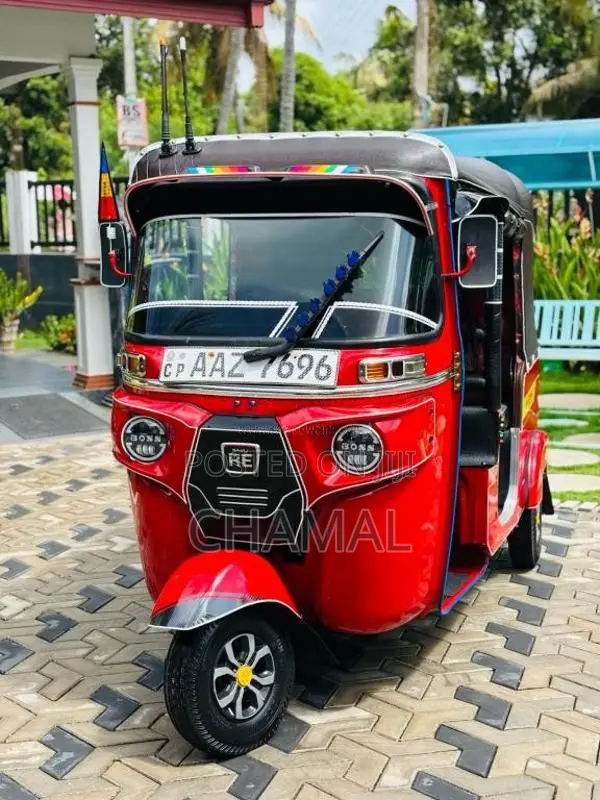 Bajaj 4 stroke 2015 Three Wheel (Used)