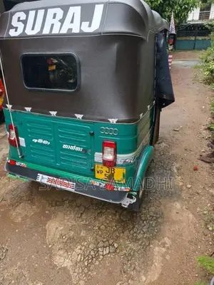 Bajaj Re 2004 Three Wheel (Used)