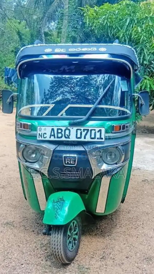 Bajaj 4 Stroke 2017 Three Wheel (Used)