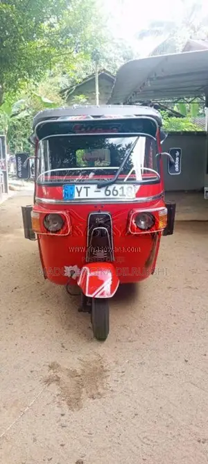 Bajaj RE 4 Stroke 2011 Three Wheel (Used)