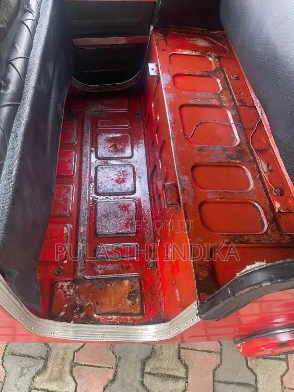 Bajaj RE 4 Stroke 2014 Three Wheel (Used)