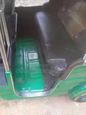 Bajaj 4 Stroke 2009 Three Wheel (Used)