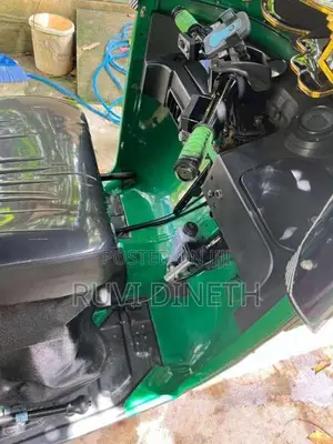 Bajaj 4 Stroke 2012 Three Wheel (Used)