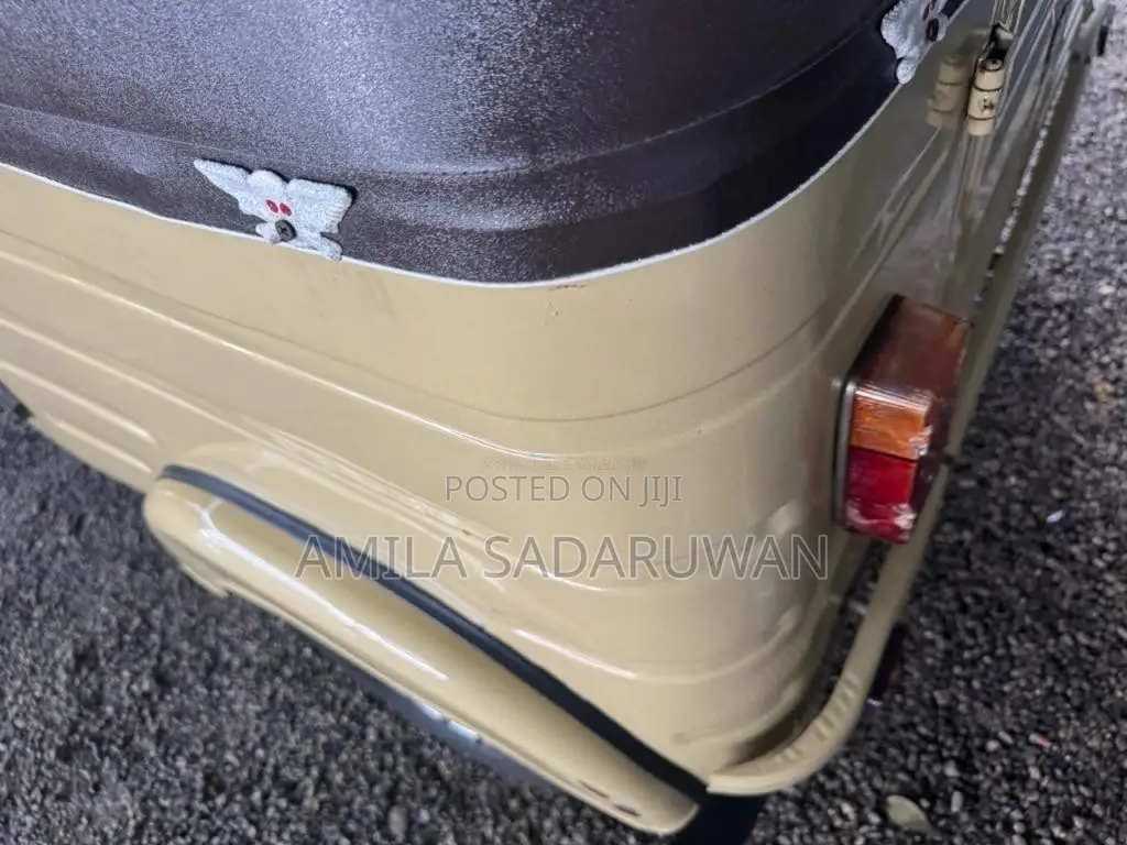 Bajaj RE 1999 Three Wheel (Used)