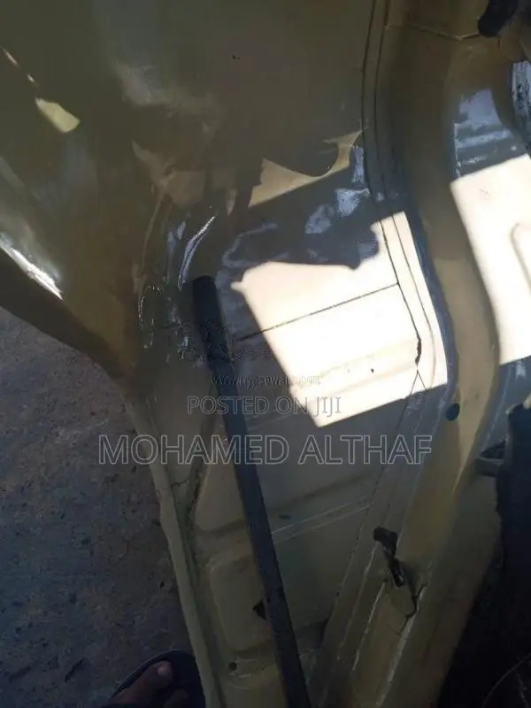 Bajaj RE 2000 Three Wheel (Used)