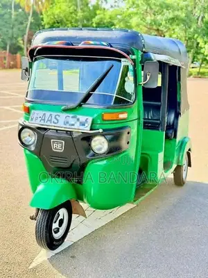 Bajaj 4 Stroke 2014 Three Wheel (Used)