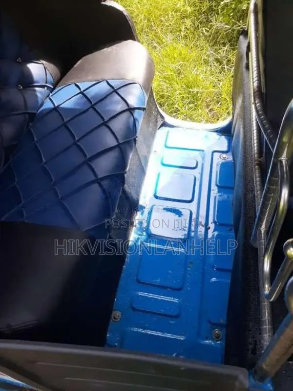 Bajaj 4 Stroke 2011 Three Wheel (Used)