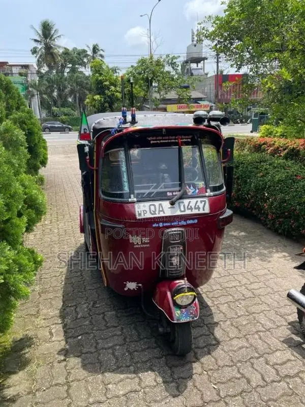 Bajaj RE 2005 Three Wheel (Used)
