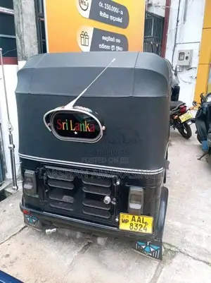 Bajaj RE 2013 Three Wheel (Used)