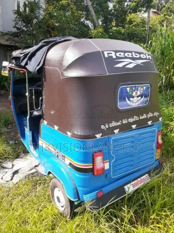 Bajaj 4 Stroke 2011 Three Wheel (Used)
