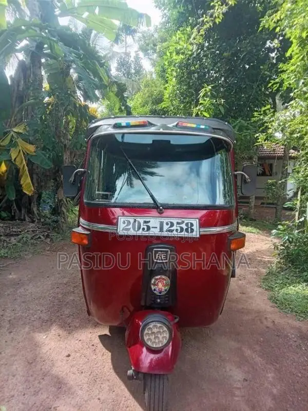 Bajaj RE 2 Stroke 1998 Three Wheel (Used)