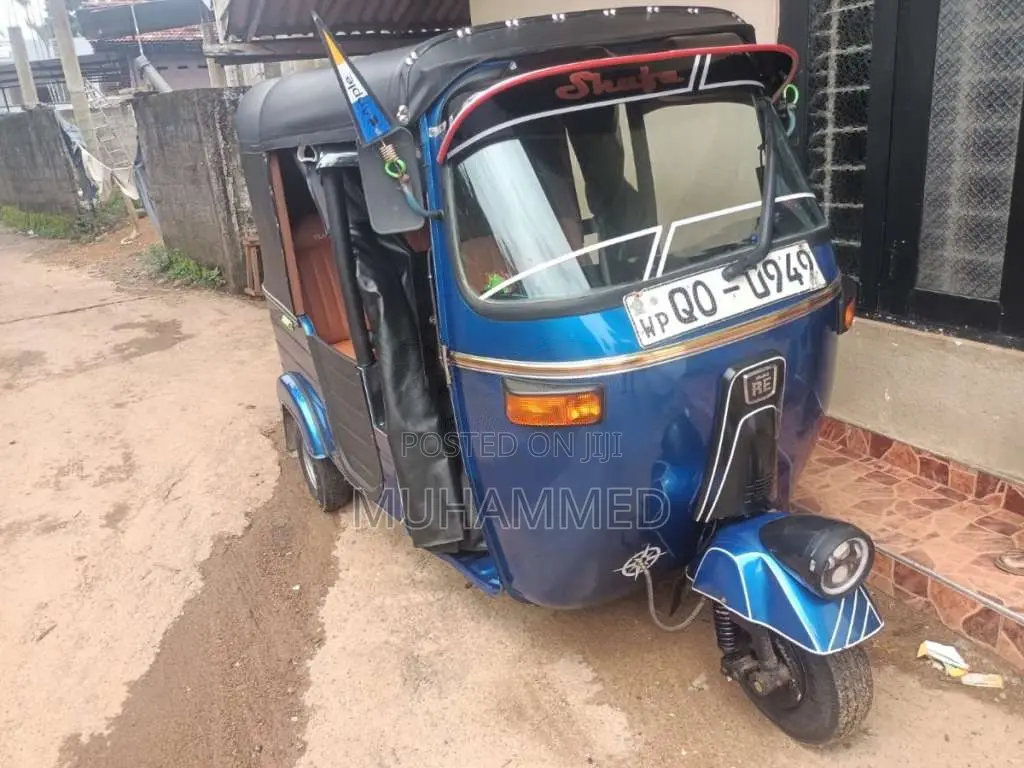 Bajaj 4 Stroke 2008 Three Wheel (Used)