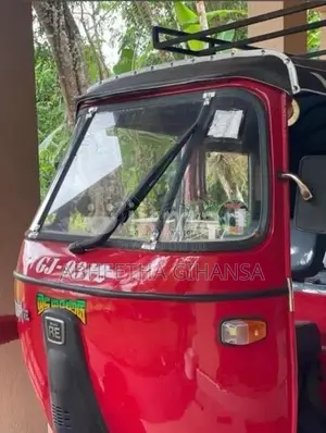 Bajaj 2 Stroke 2002 Three Wheel (Used)
