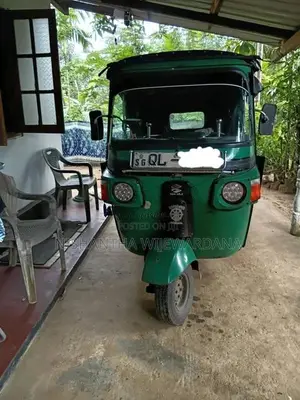 Bajaj 4 Stroke 2007 Three Wheel (Used)