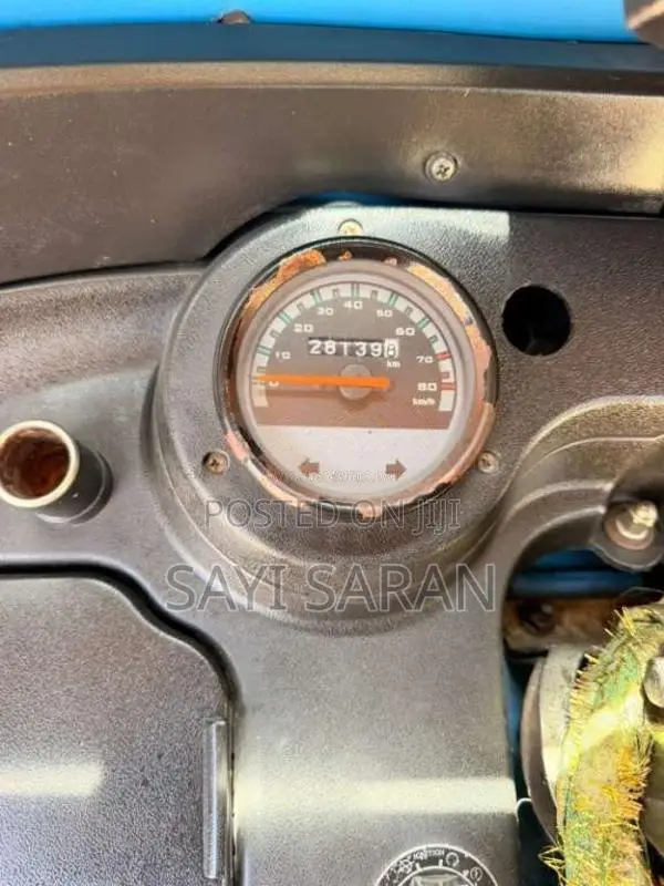 Bajaj 4 Stroke 2014 Three Wheel (Used)