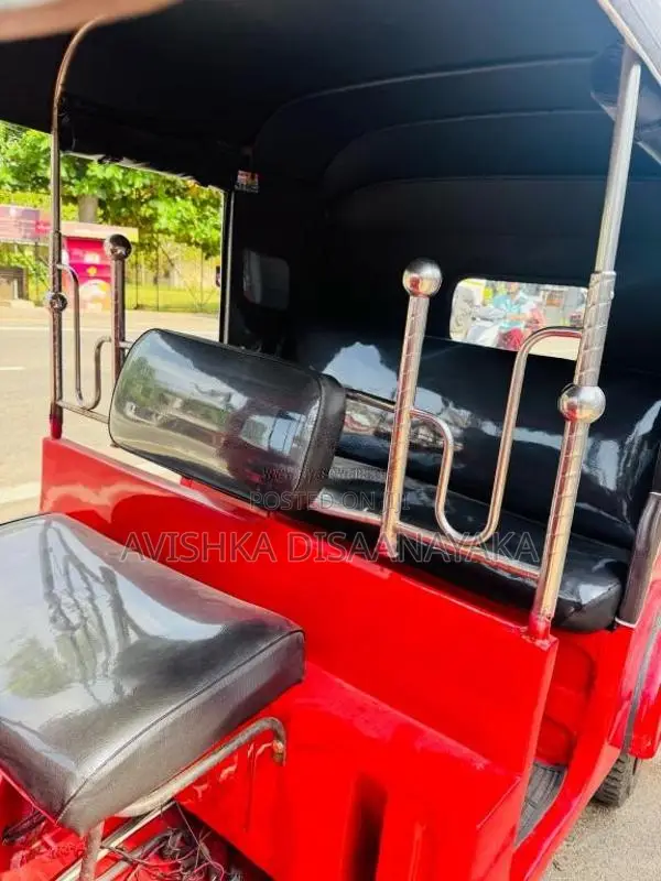 Bajaj RE 2001 Three Wheel (Used)