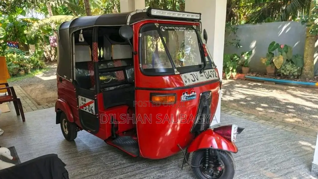 Bajaj RE 2005 Three Wheel (Used)