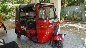 Bajaj RE 2005 Three Wheel (Used)