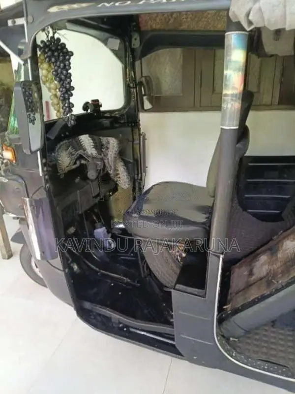 Bajaj RE 2015 Three Wheel (Used)