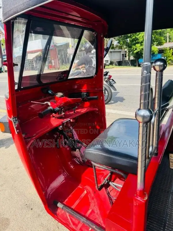 Bajaj RE 2001 Three Wheel (Used)