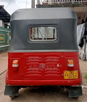 Bajaj 2 Stroke 2005 Three Wheel (Used)