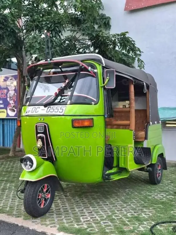 Bajaj 2 Stroke 2005 Three Wheel (Used)