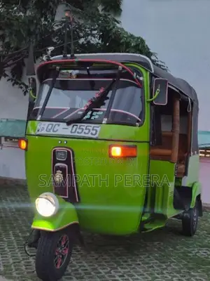 Bajaj 2 Stroke 2005 Three Wheel (Used)