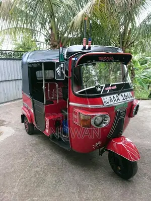 Bajaj 4 stroke 2012 Three Wheel (Used)