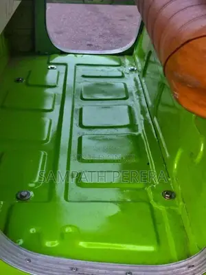 Bajaj 2 Stroke 2005 Three Wheel (Used)