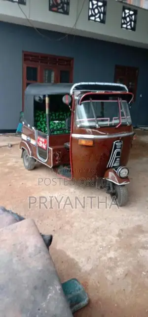 Bajaj 2 stroke 1998 Three Wheel (Used)