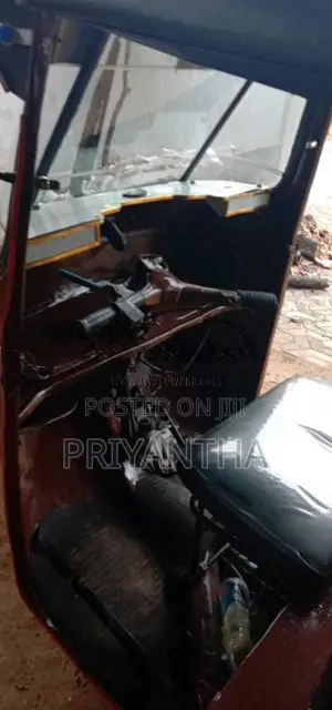 Bajaj 2 stroke 1998 Three Wheel (Used)