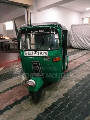 Bajaj 2 Stroke 2006 Three Wheel (Used)